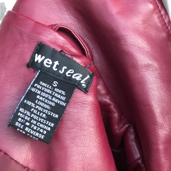 Size Small Red Jacket - Picture 7 of 7